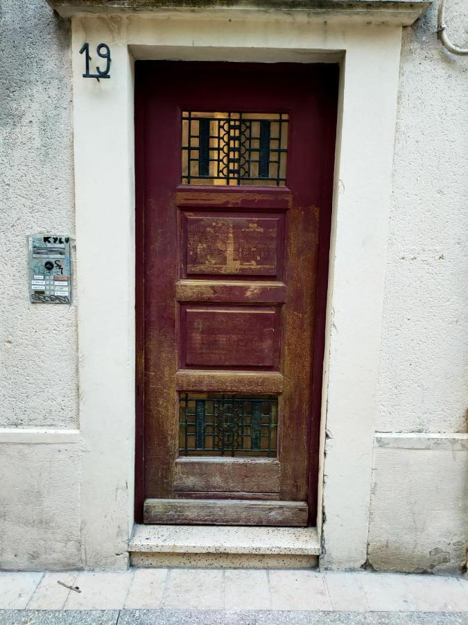 Studio Au Coeur Historique De Montpellier, 2 Personnes Et Wifi Экстерьер фото