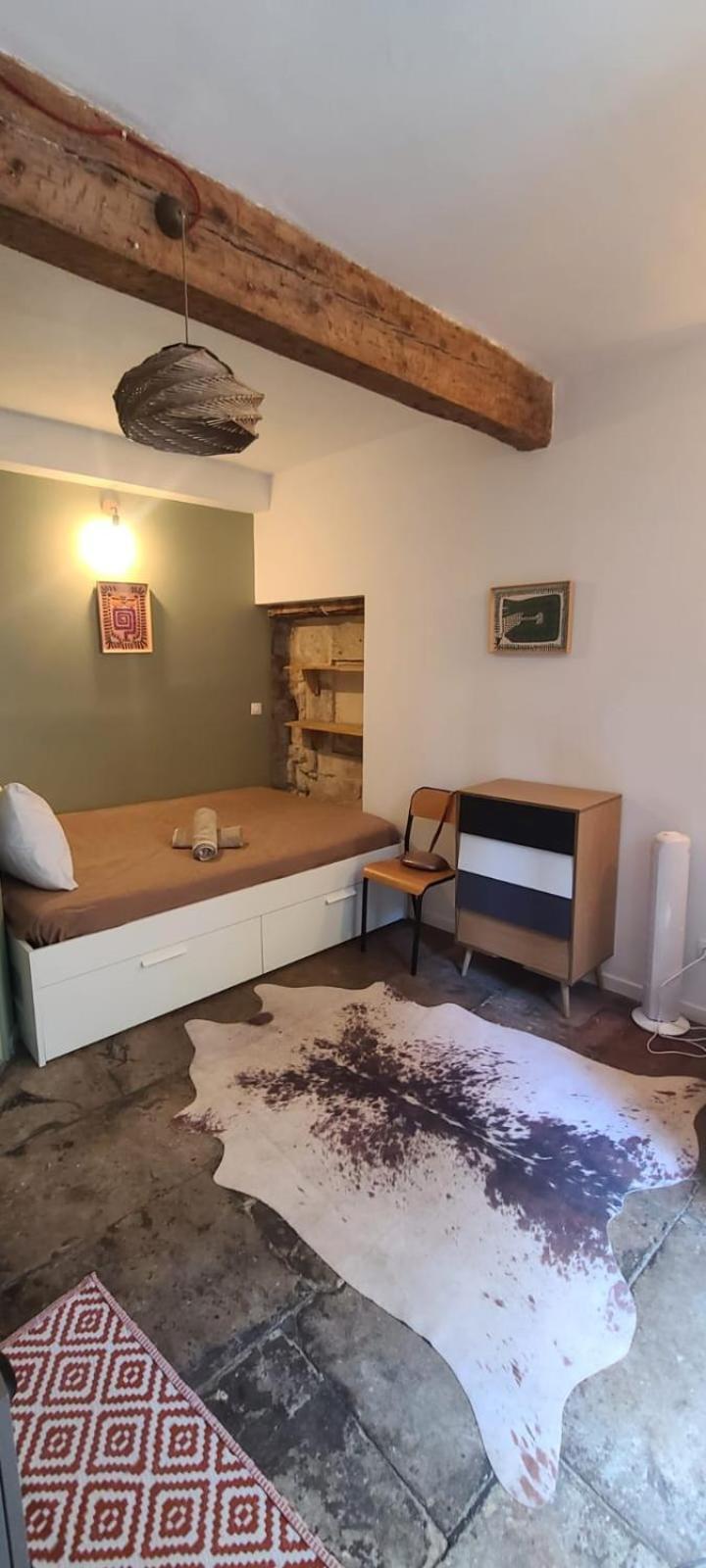 Studio Au Coeur Historique De Montpellier, 2 Personnes Et Wifi Экстерьер фото