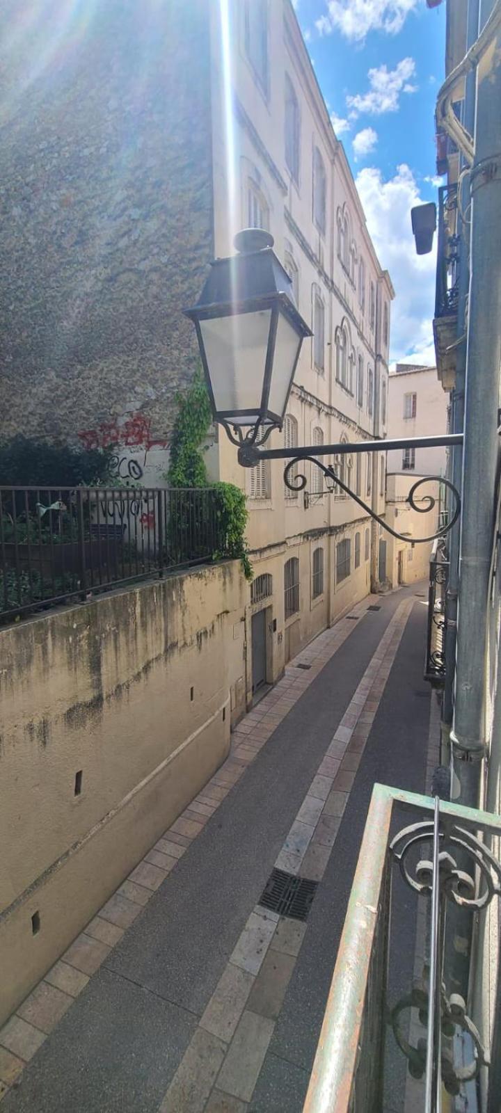 Studio Au Coeur Historique De Montpellier, 2 Personnes Et Wifi Экстерьер фото