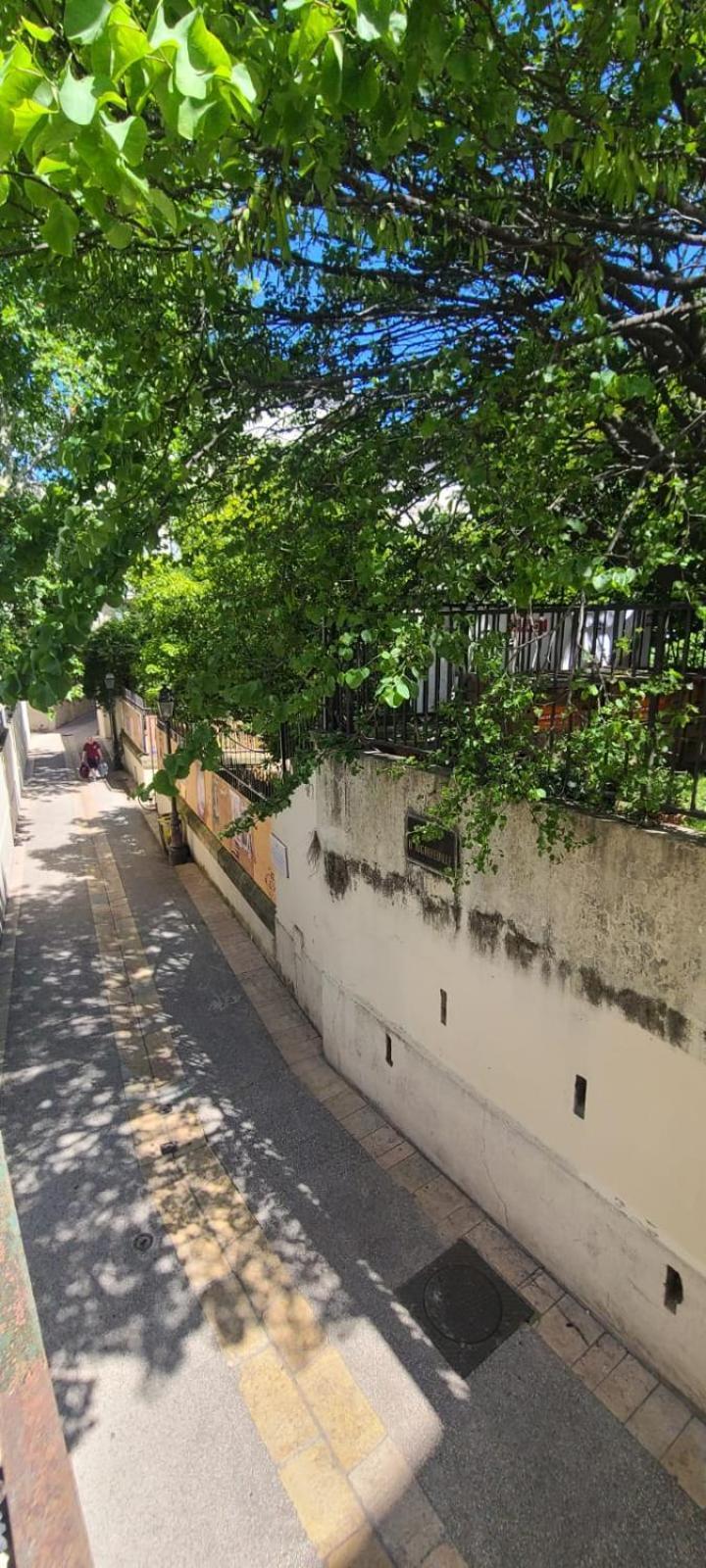Studio Au Coeur Historique De Montpellier, 2 Personnes Et Wifi Экстерьер фото